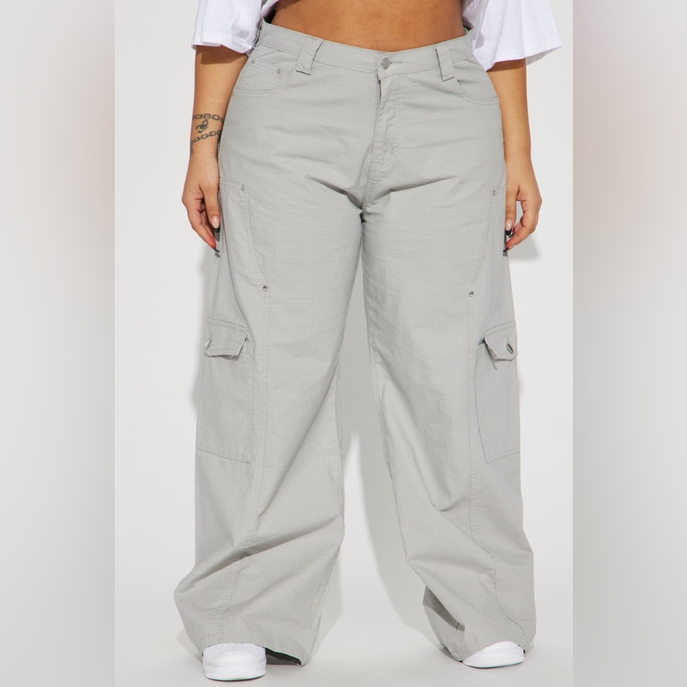 NWT Fashion Nova Plus Size Light Grey Wide Leg Pants size 1X